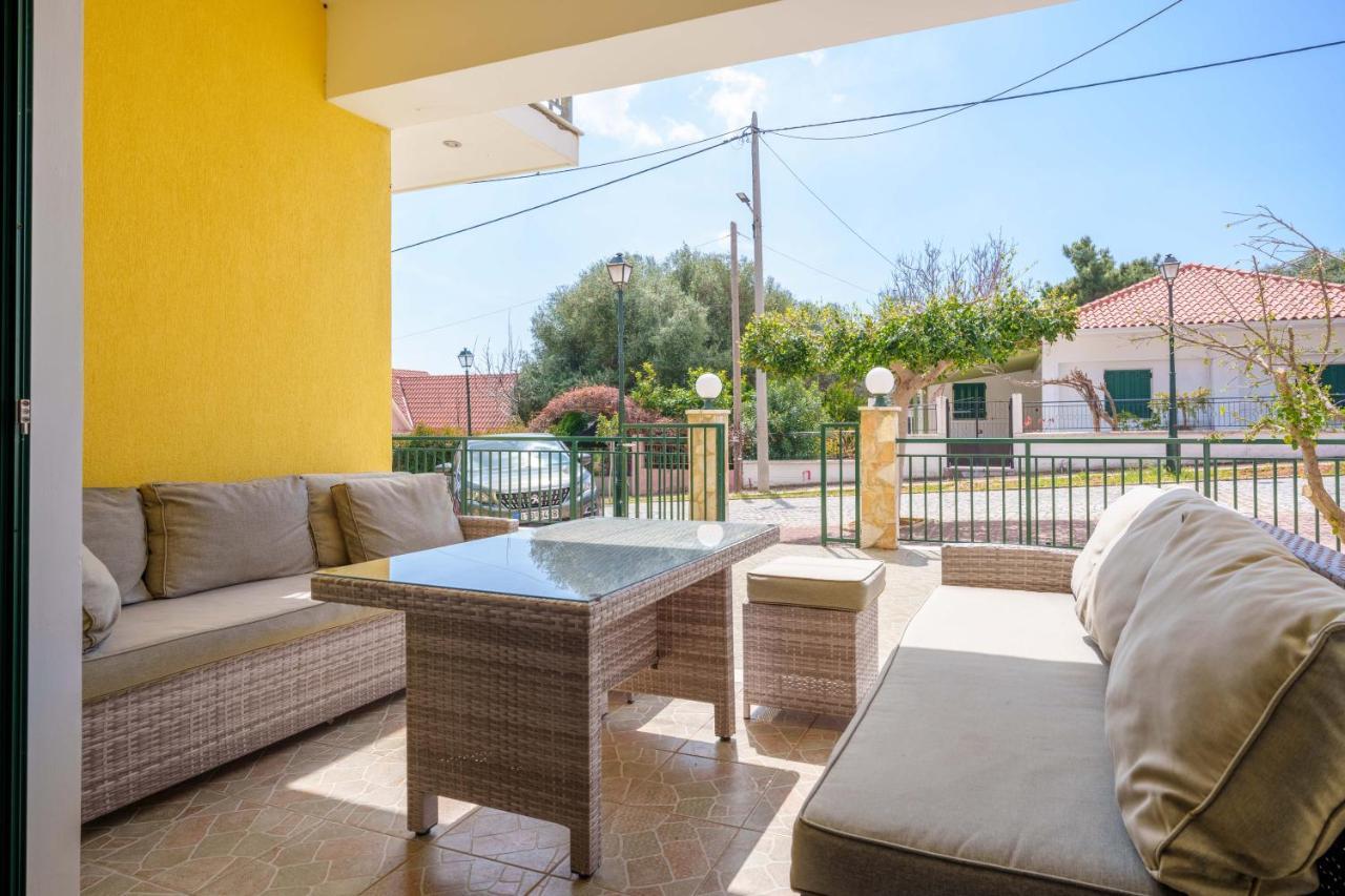 Niko'S Central Skala Apartments Экстерьер фото