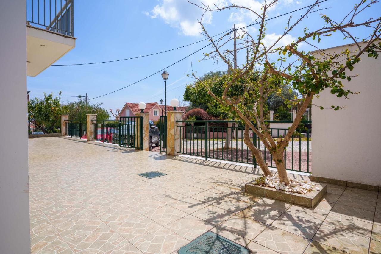 Niko'S Central Skala Apartments Экстерьер фото