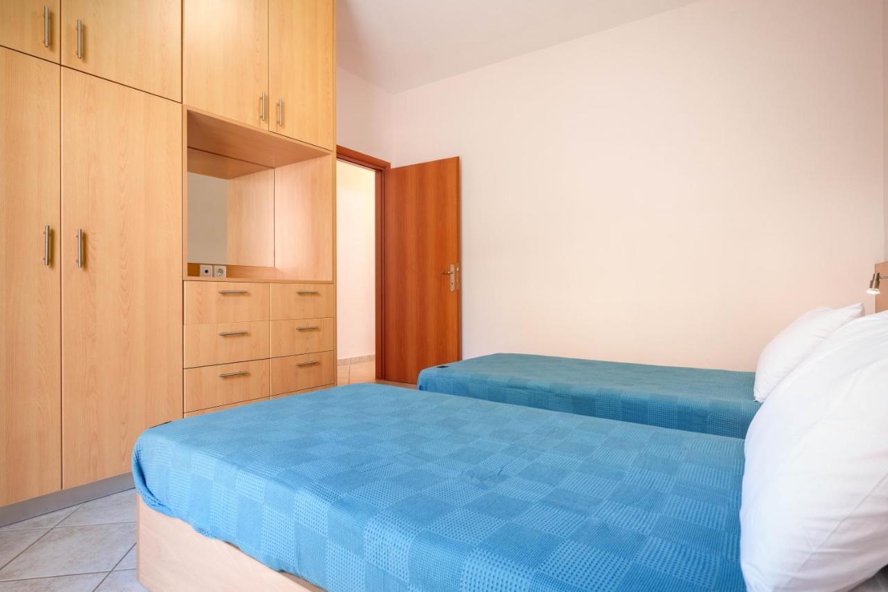 Niko'S Central Skala Apartments Экстерьер фото