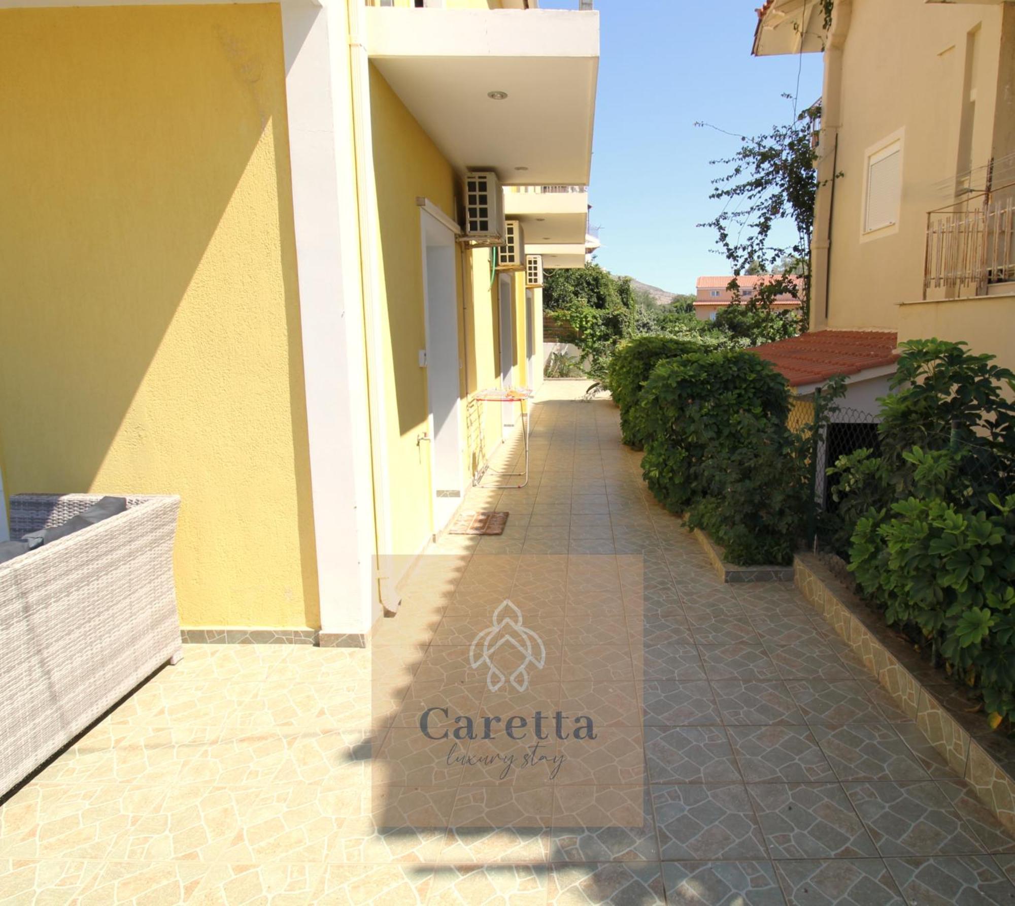 Niko'S Central Skala Apartments Экстерьер фото